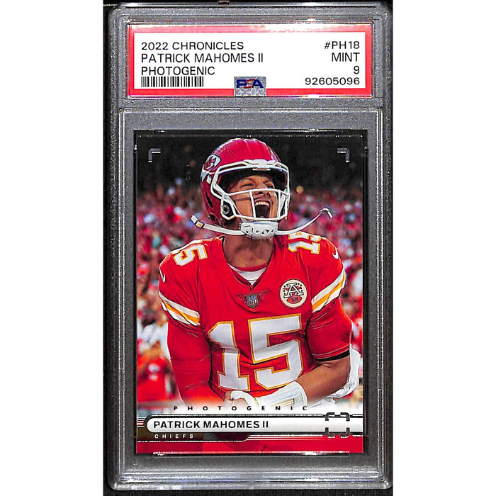 2022 Panini Chronicles Photogenic Football #PH18 Patrick Mahomes II PSA 9 Mint