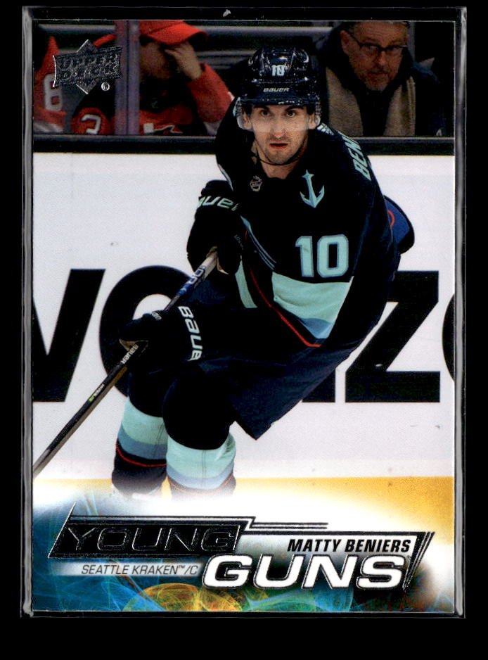 2022-23 Upper Deck Series 1 Hockey Young Guns Rookie #213 Matty Beniers
